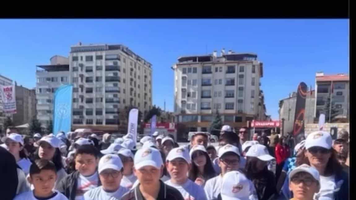 Gençlik Yürüyüşü Etkinliklerine Katılım Sağladık 